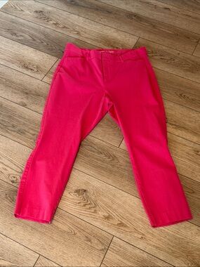 Old Navy Women’s Hot Pixie Skinny Pants